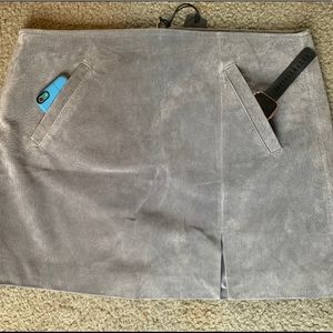 BLANKNYC suede grey skirt